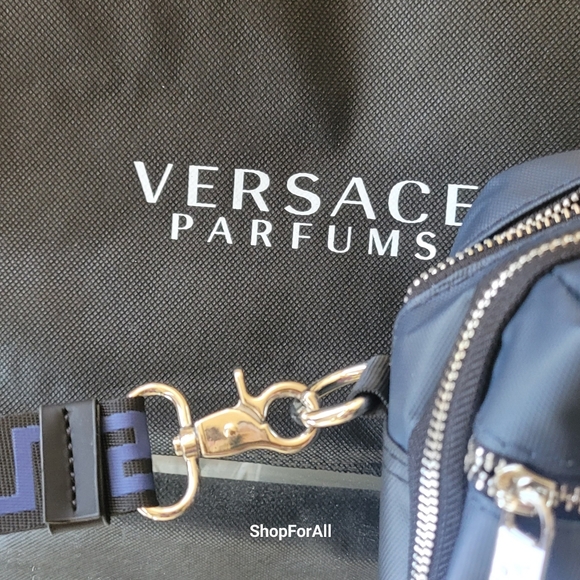 Versace - Picture 10 of 12